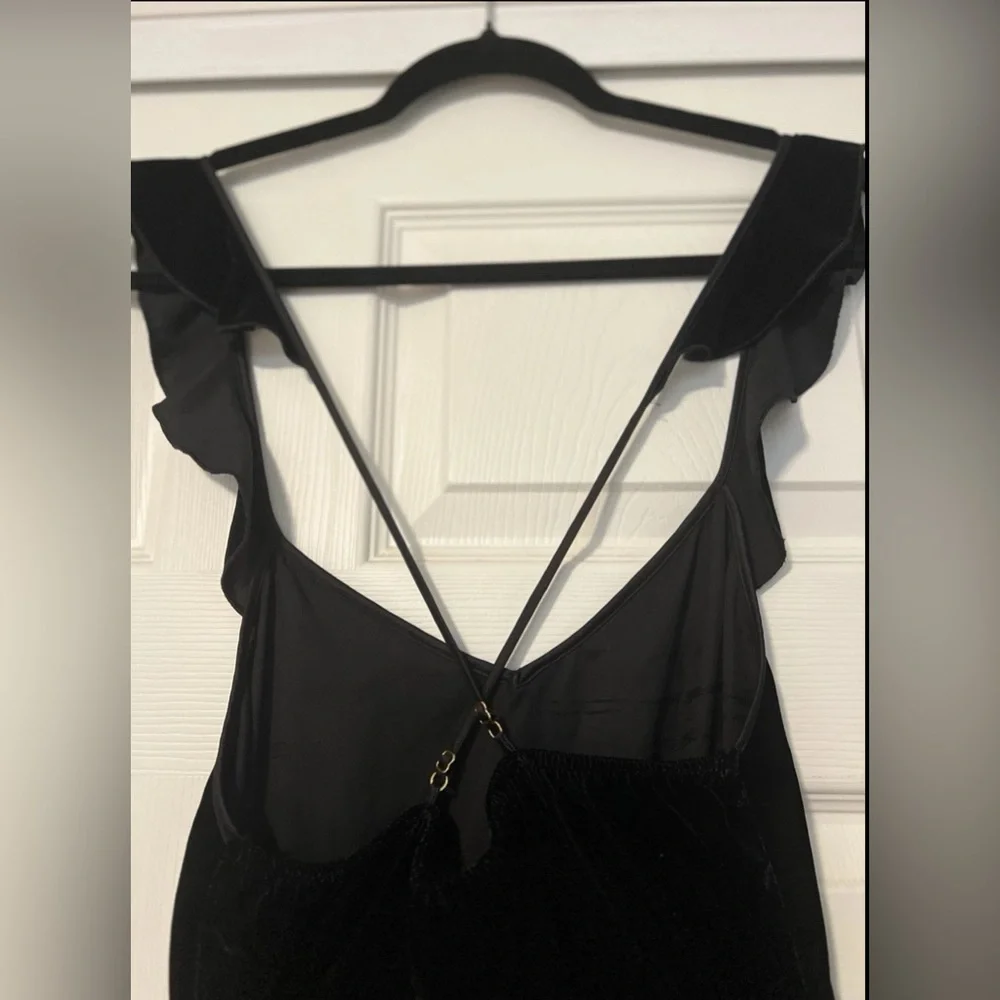 Victoria's Secret Black Velvet Velour Ruffle Teddy Romper Whimsigoth Fairy Y2K